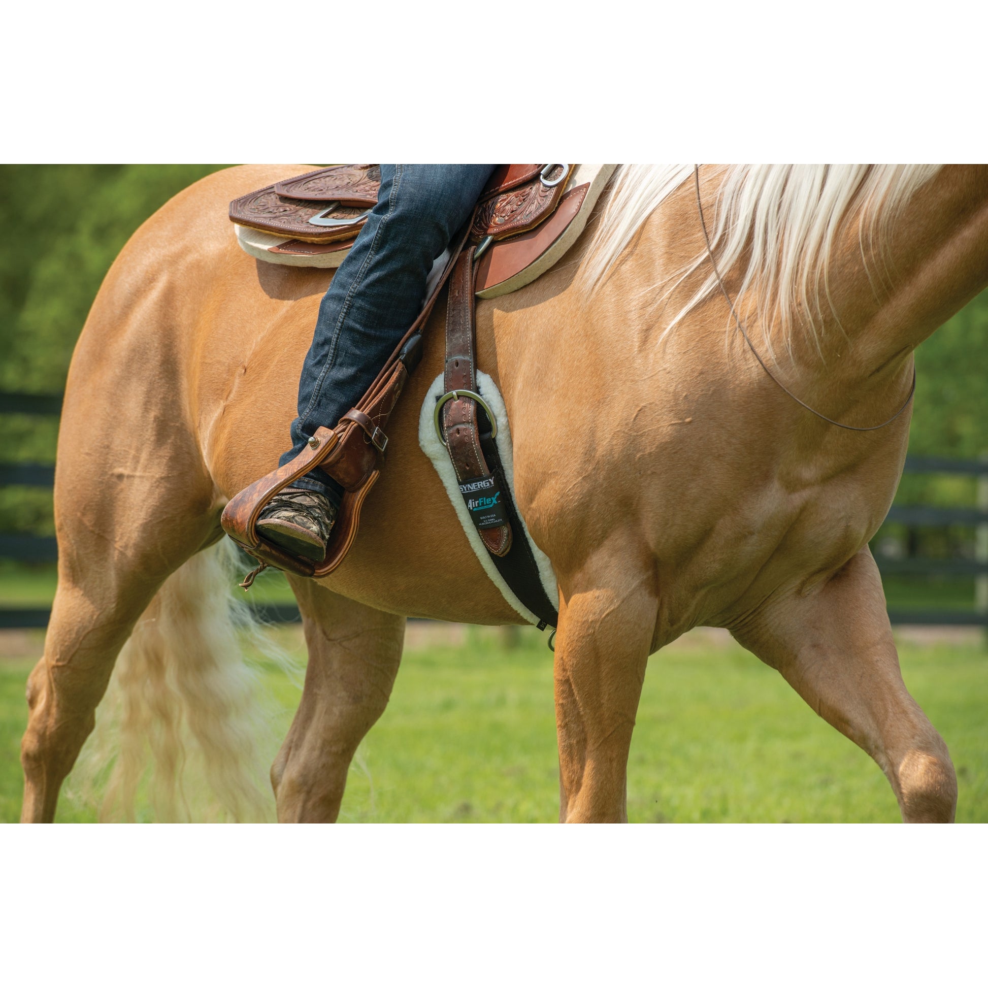 Weaver AirFlex Straight Cinch with Merino Wool Fleece Liner