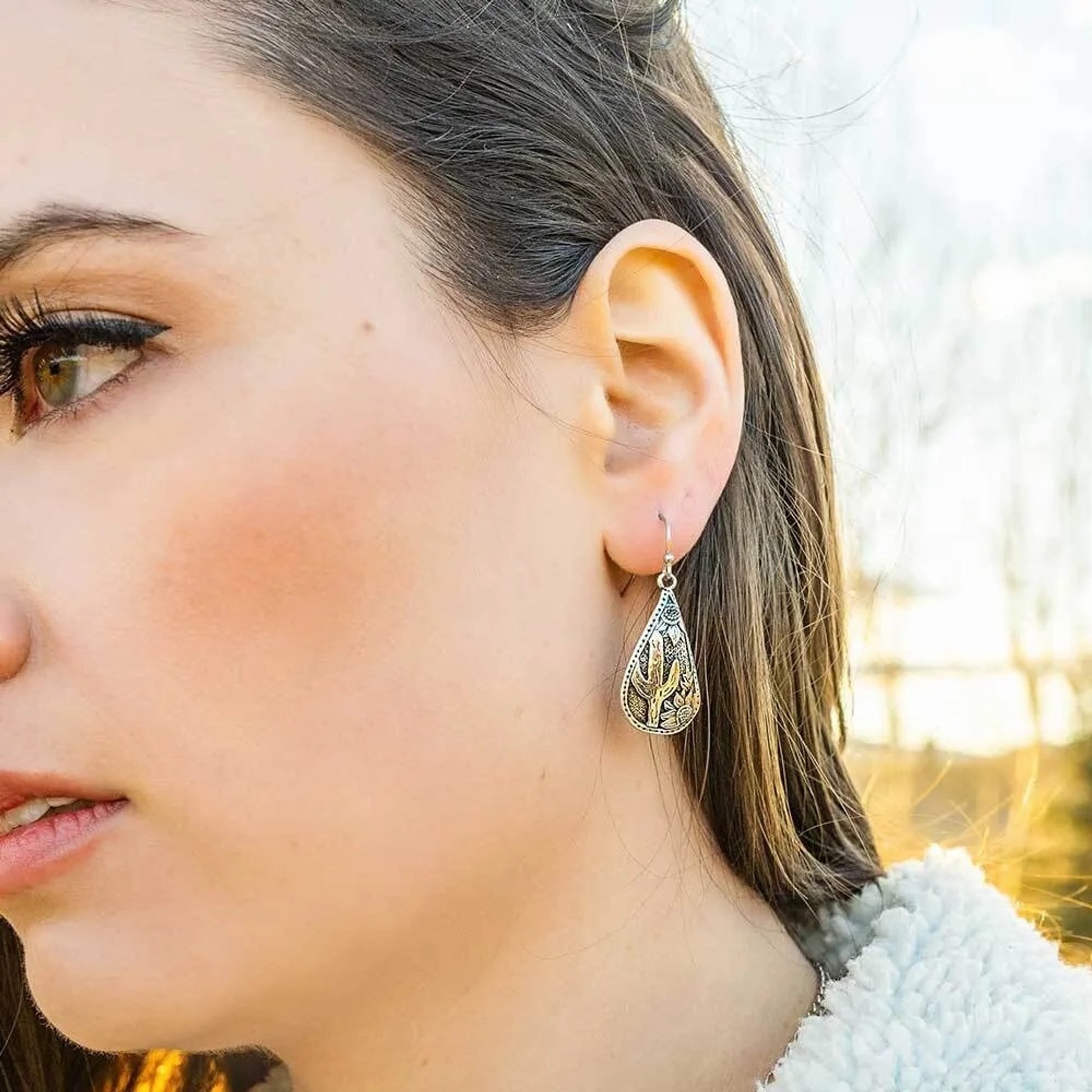 Montana Silversmiths Cradled Cactus Teardrop Earrings