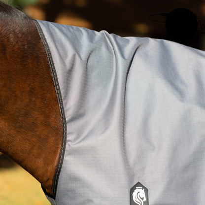 Equinavia Arktis Extended Neck Mid Weight Turnout Blanket 200g