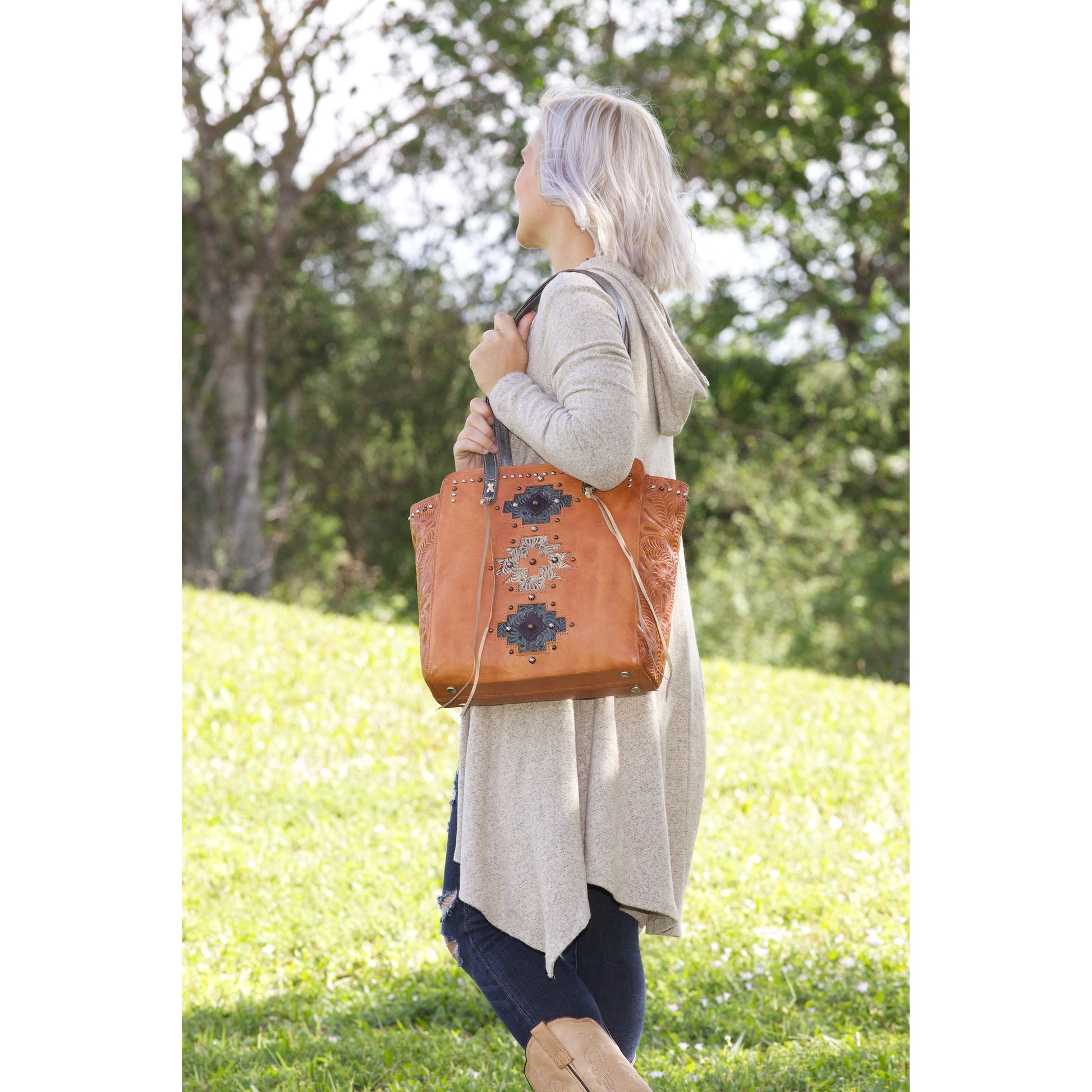 American West Navajo Soul Zip Top Tote