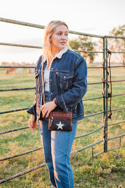 American West Trail Rider Crossbody/Hip Bag with Detachable Stap