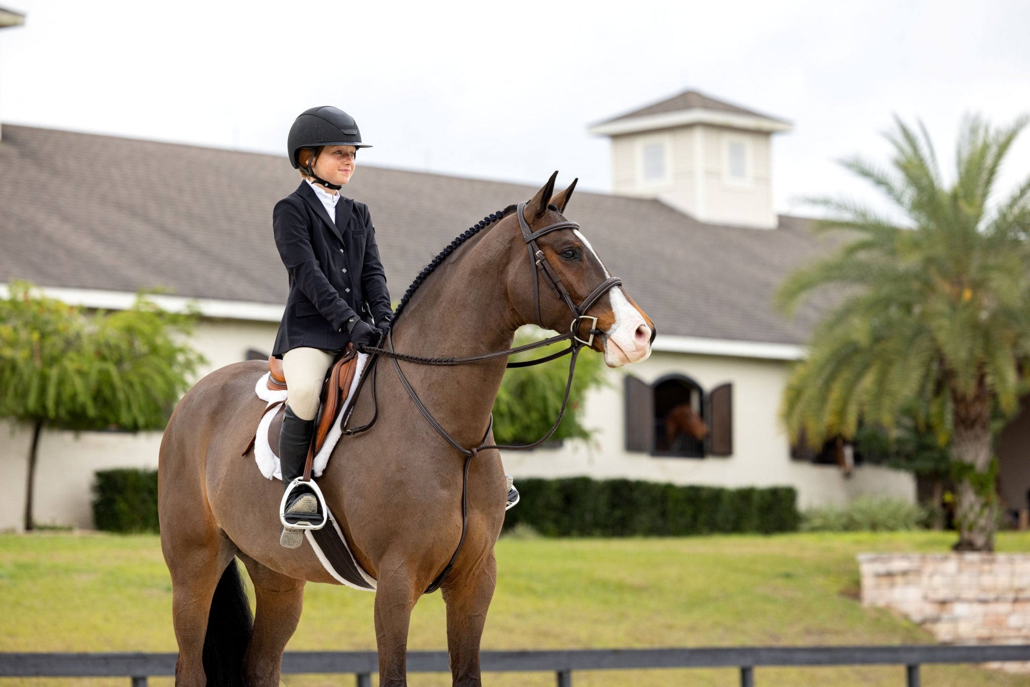 LeMieux Stitched Hunter Bridle with Laced Reins