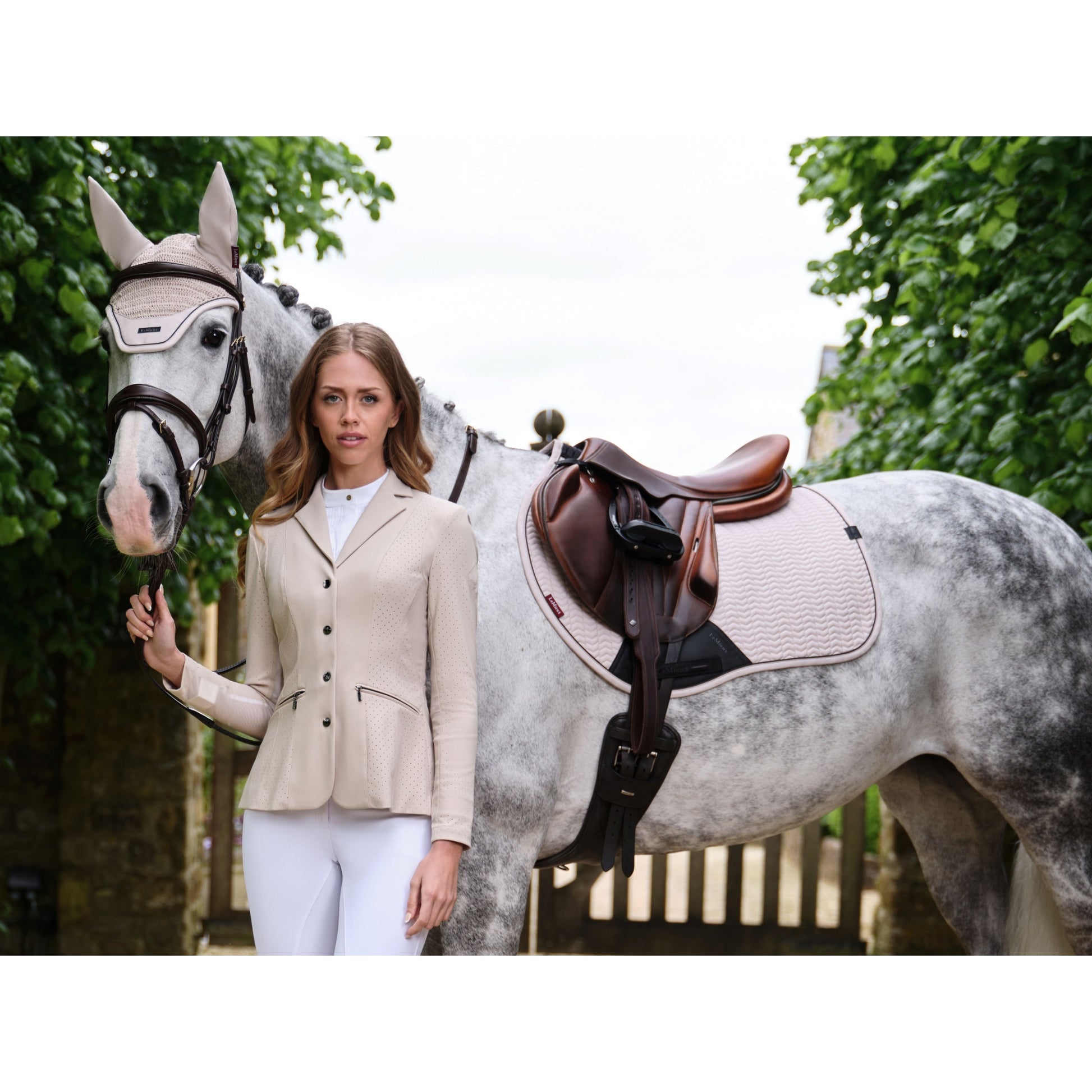 Lemieux Essence Eurojump Square Pad