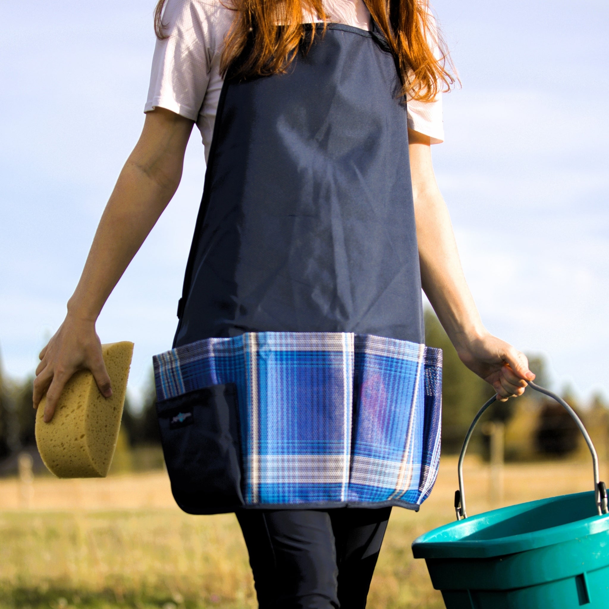 Kensington Grooming Apron Blue Ice Plaid