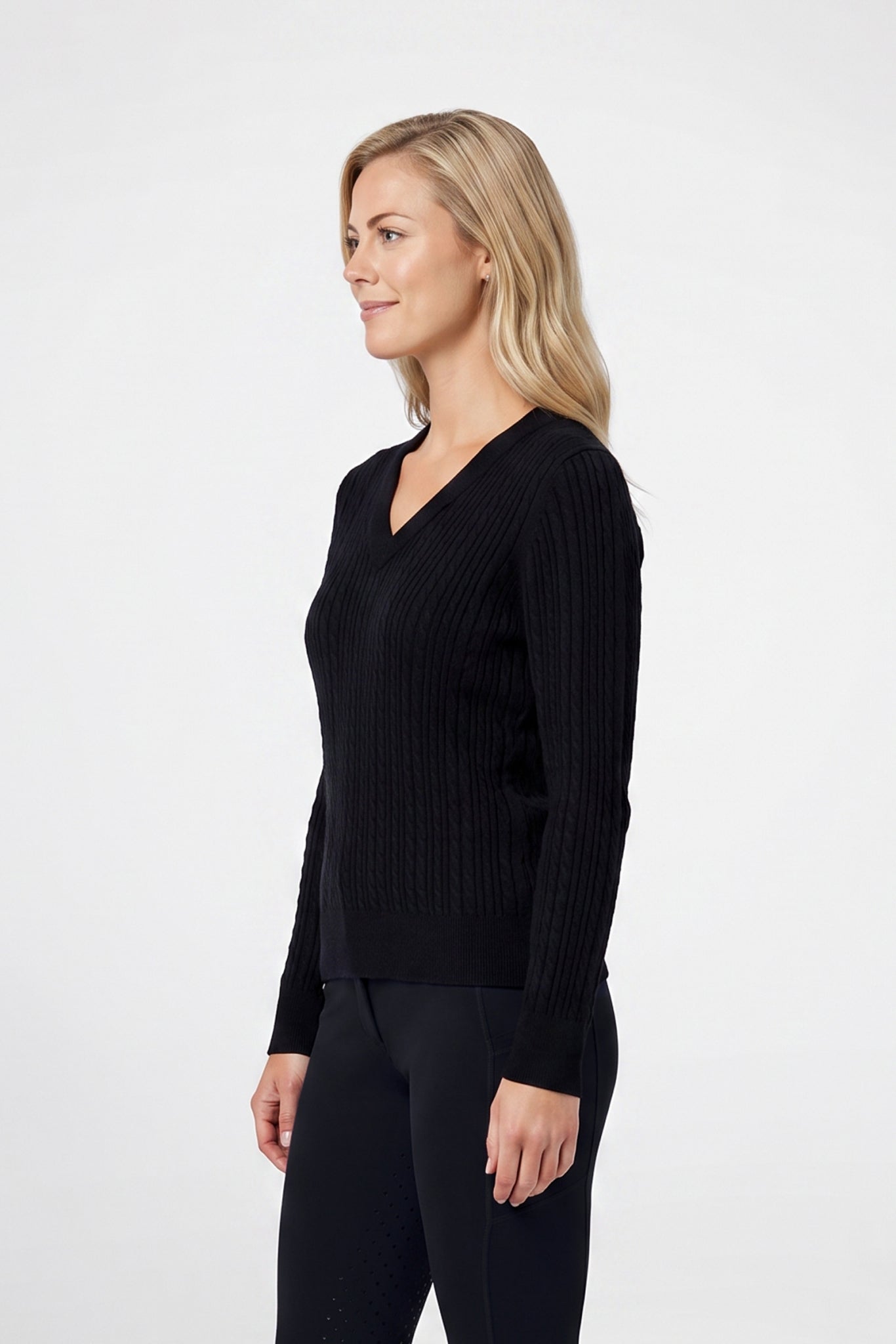 Weatherbeeta Ladies Cable Knit V-Neck Pullover