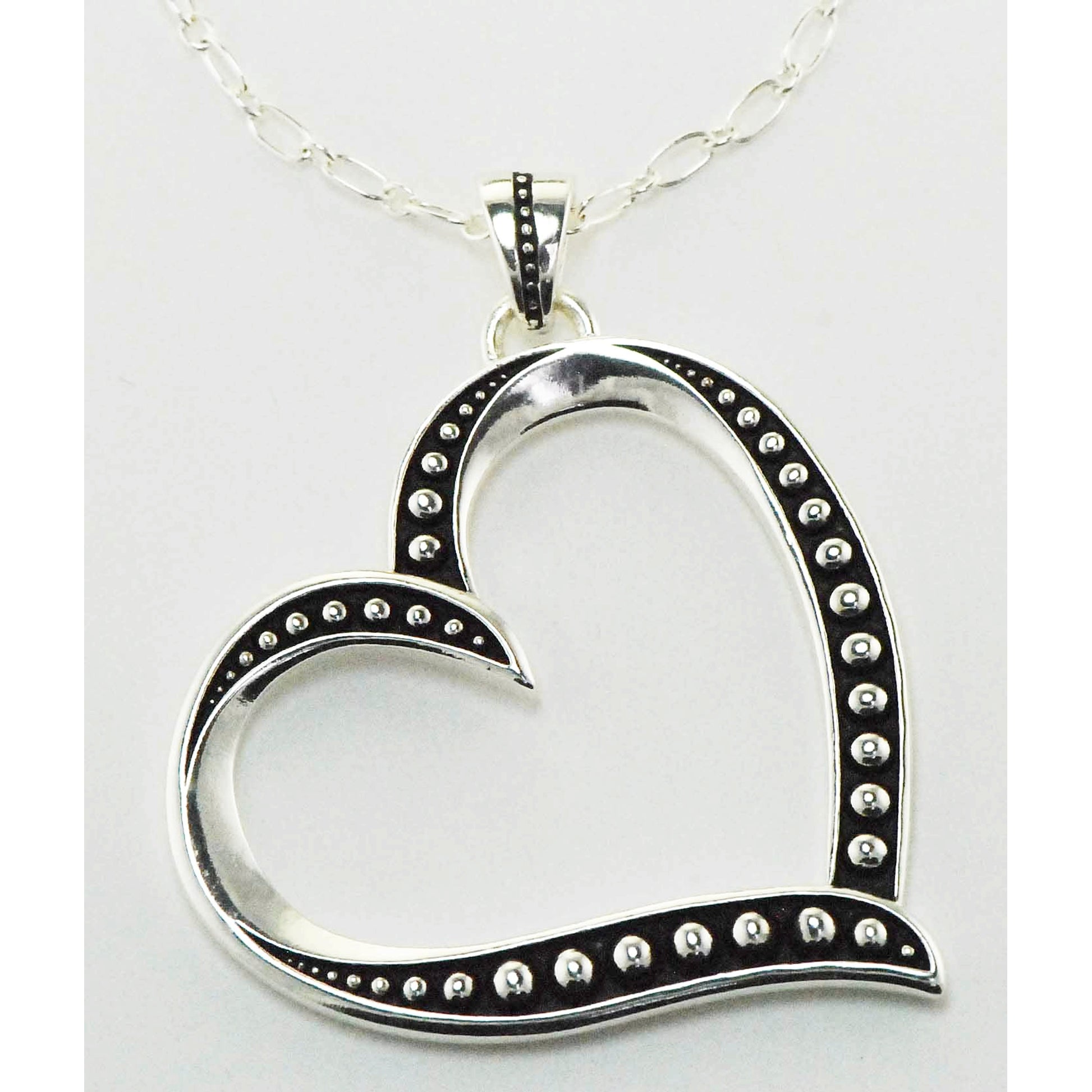 Western Edge Jewelry Side Heart Necklace