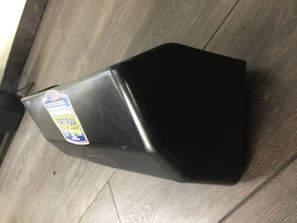 Fortiflex Black Hanging Feeder 3 Quart