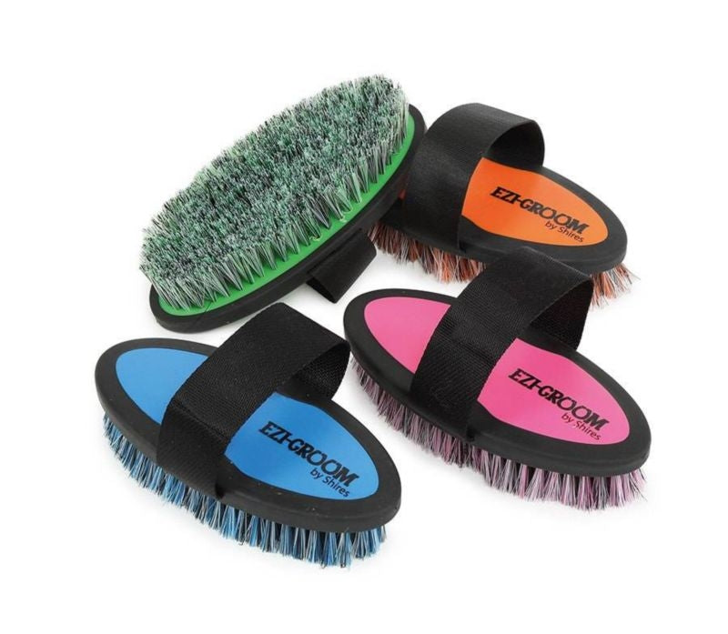 Ezi-Groom By Shires Grip Body Brush