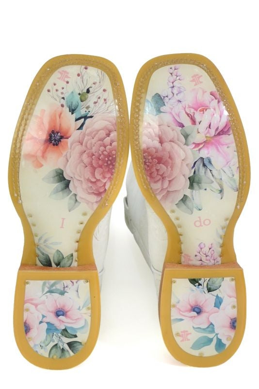 Tin Haul Ladies White Wedding Boots
