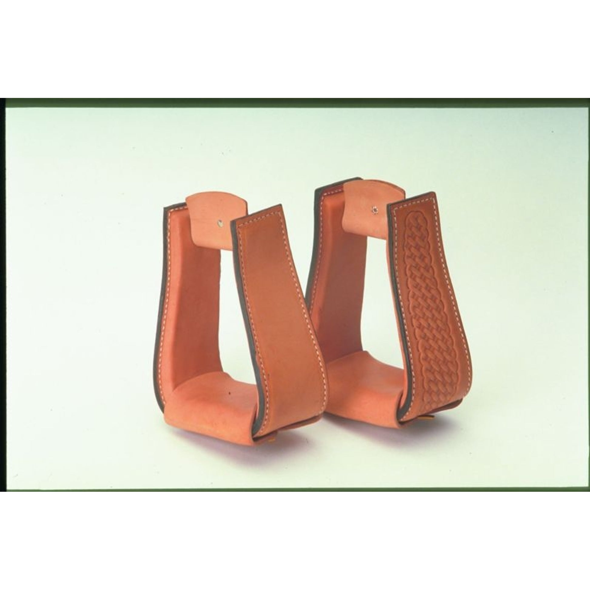 ColoradoSaddlery Deep Reversible Roper Stirrup 3 B