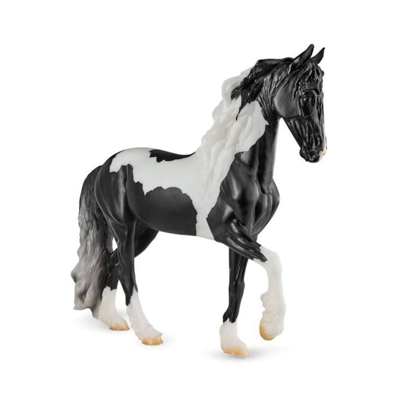 Breyer Battlefield Angel HP Ezra Pinto Friesian