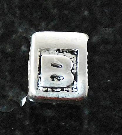 TH804454_P.jpg