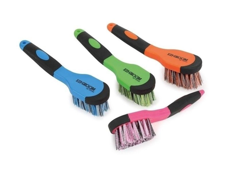 Ezi-Groom by Shires Grip Bucket Brush