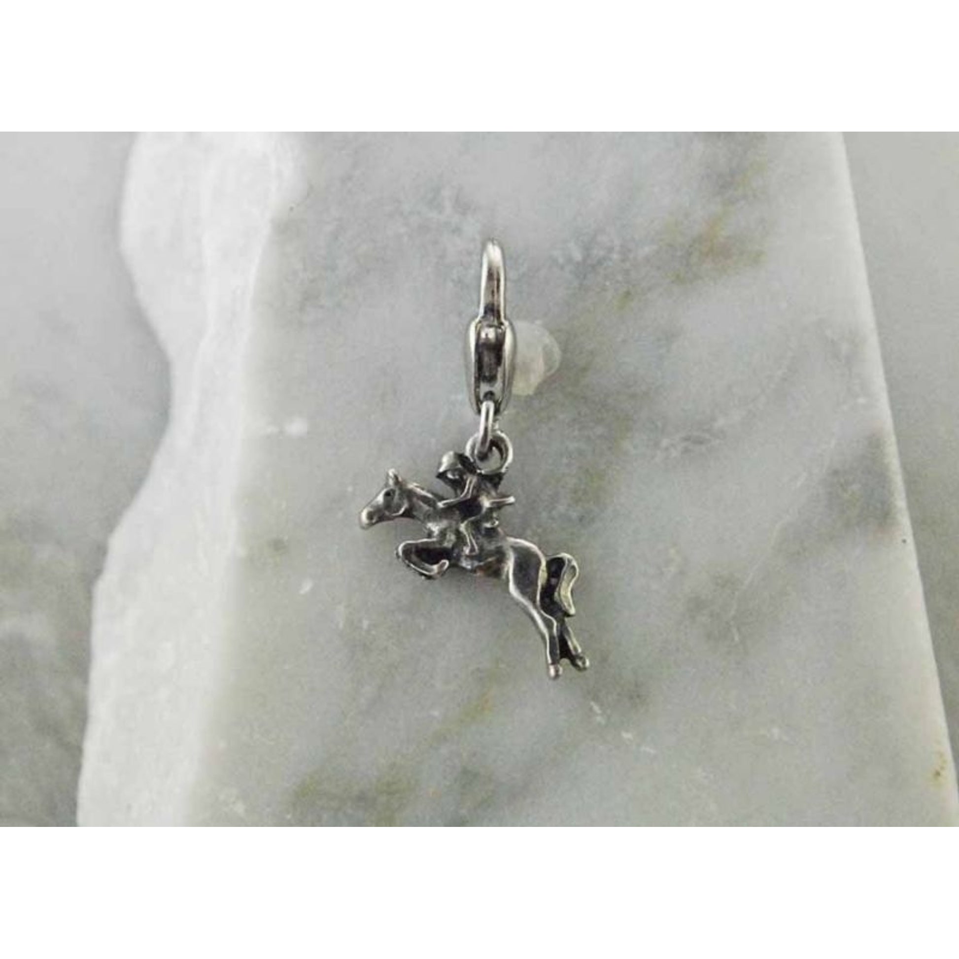 Barbary Jumper Charm Silver Finish